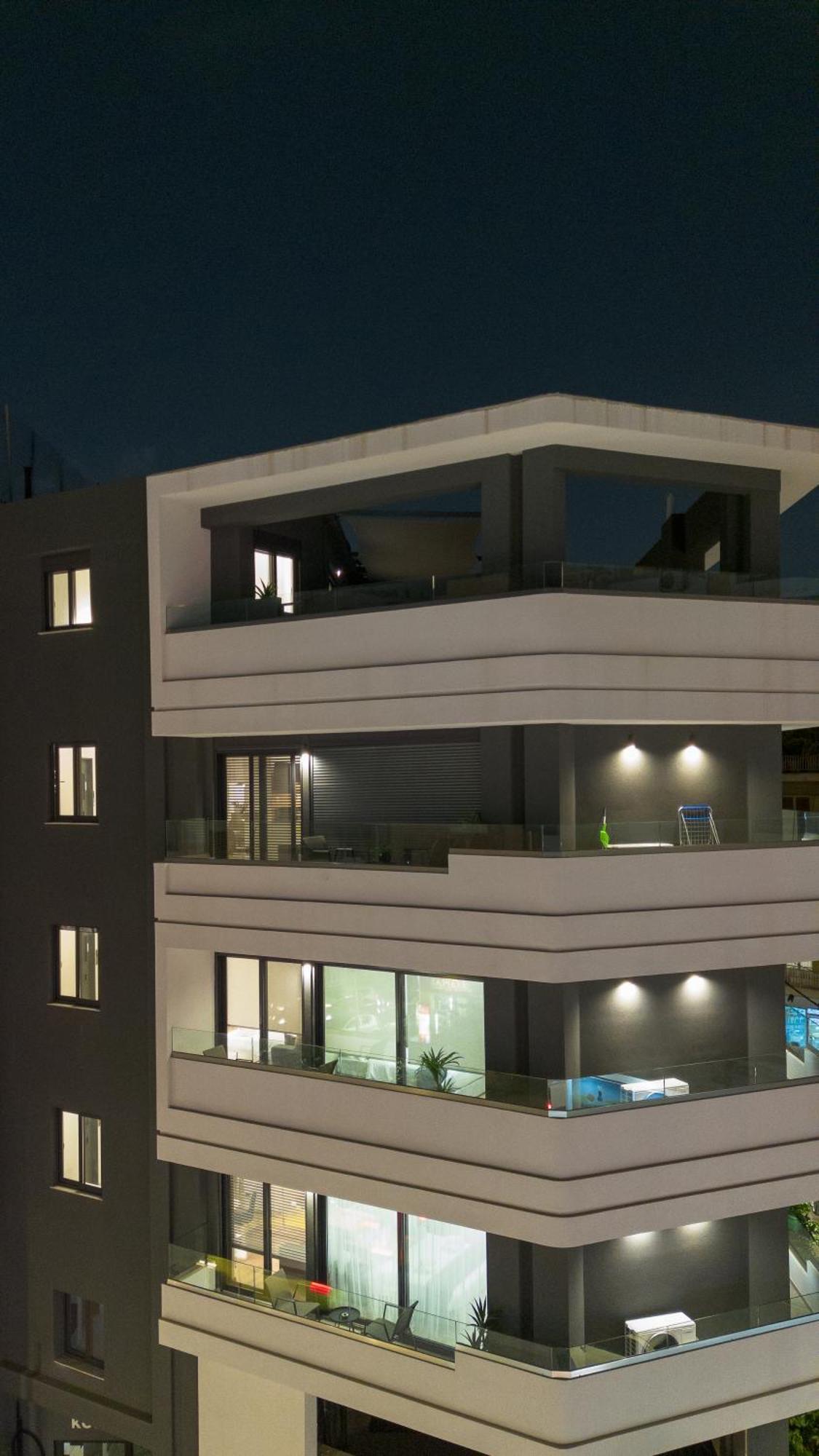 Kosmos Luxury Residences
