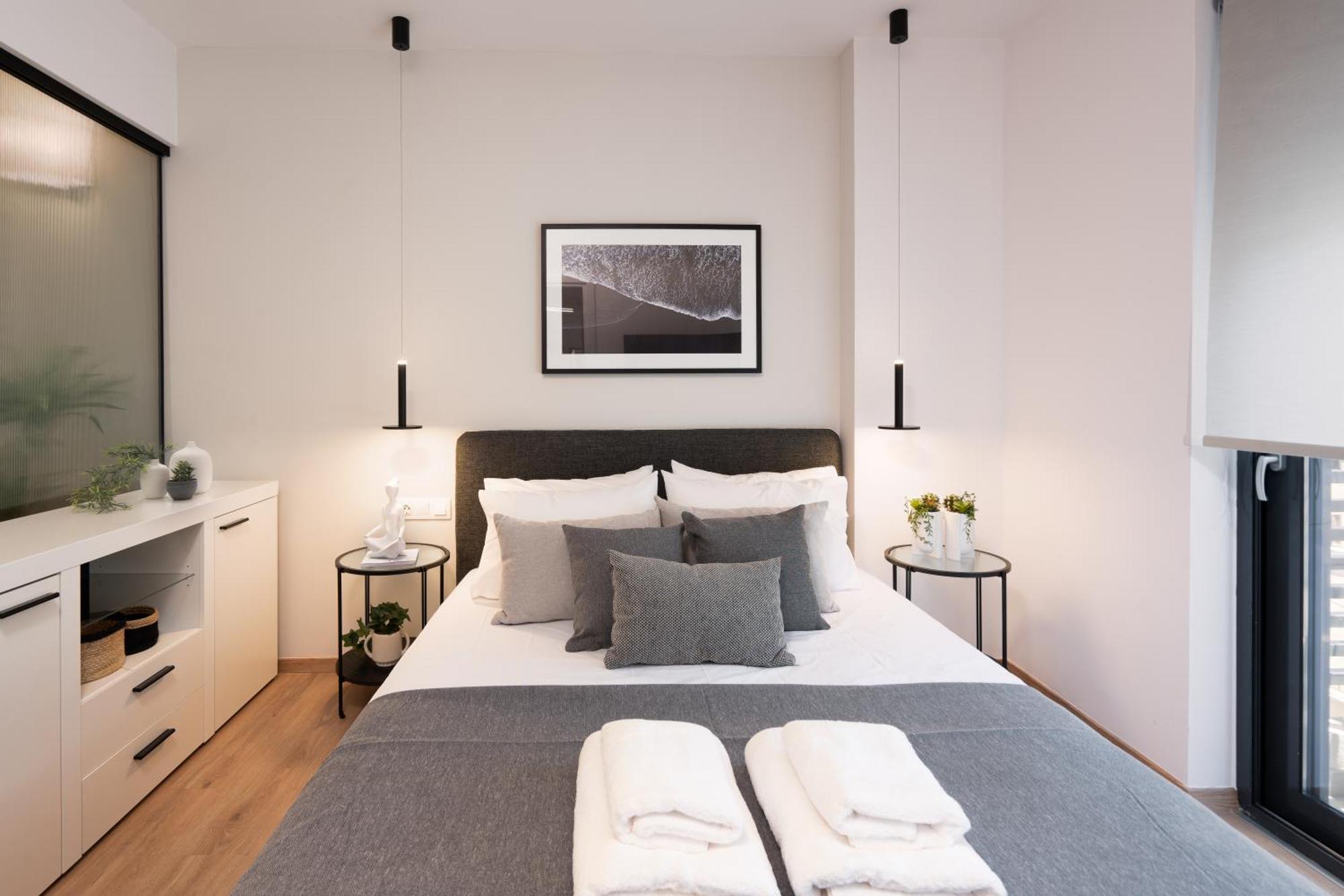 Kosmos Luxury Residences Apartment *