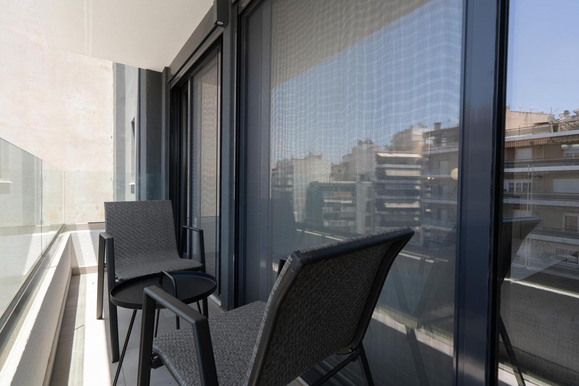 Kosmos Luxury Residences Apartment *