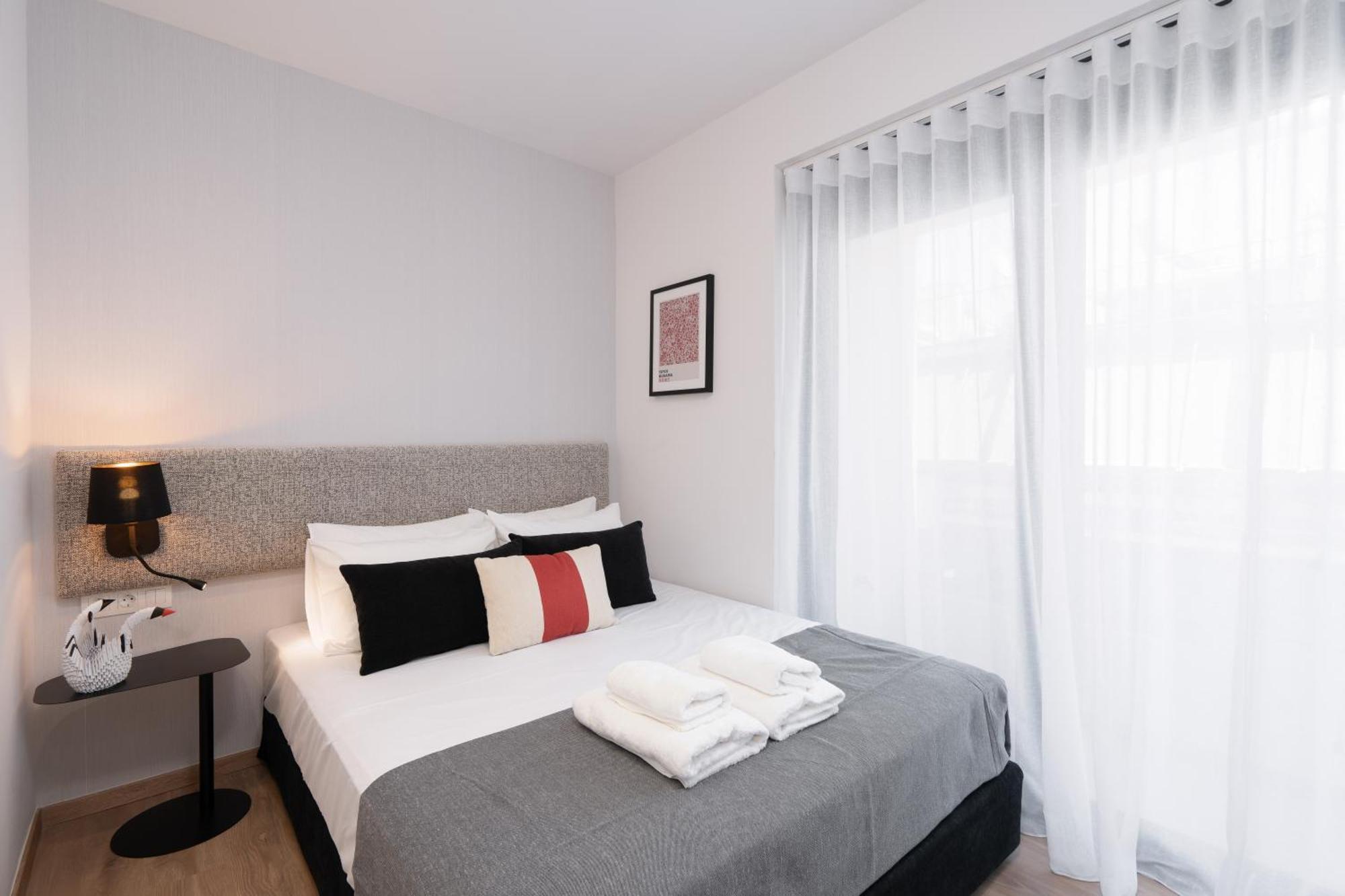 Kosmos Luxury Residences Apartament