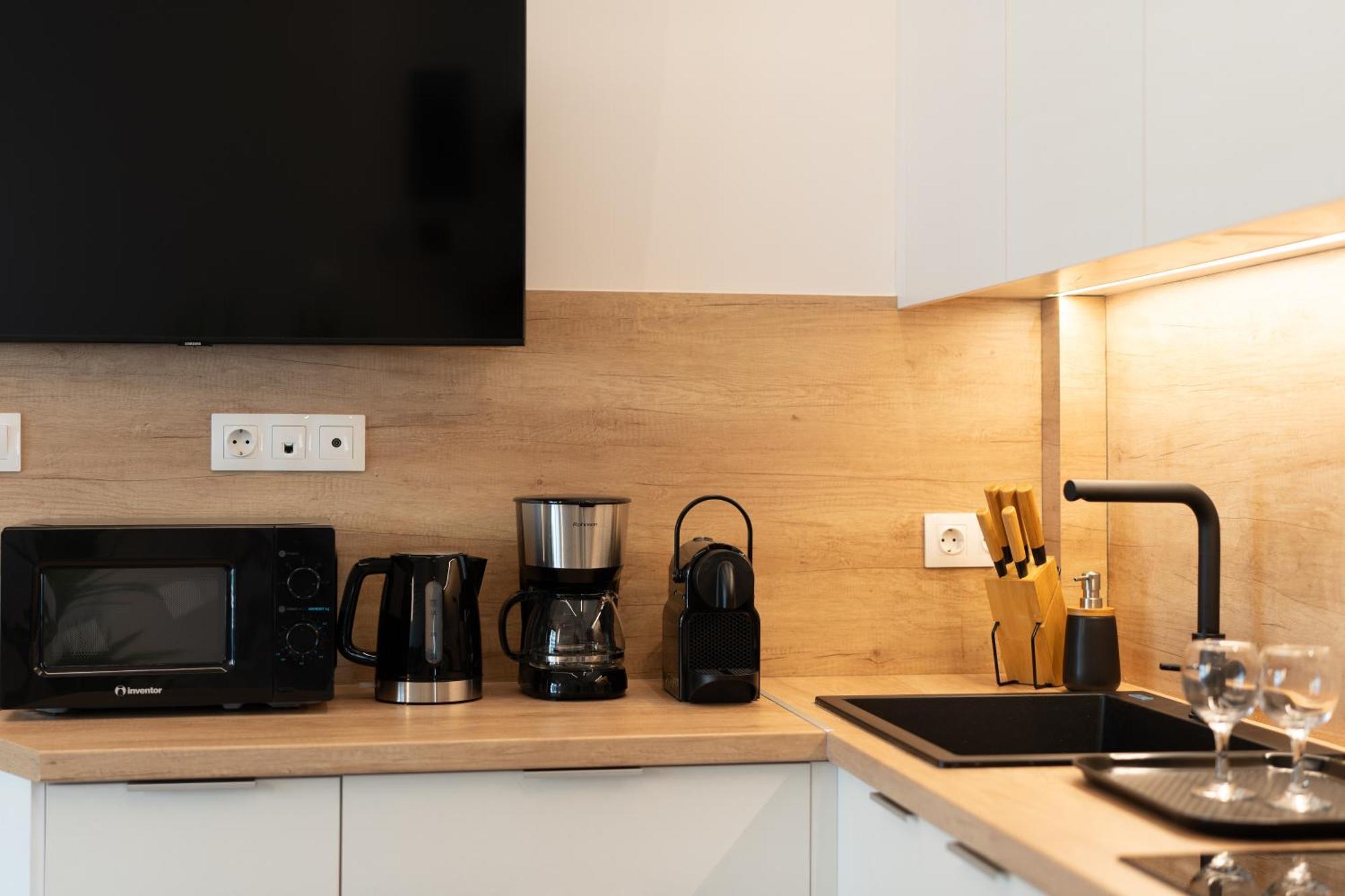 Kosmos Luxury Residences Apartment *