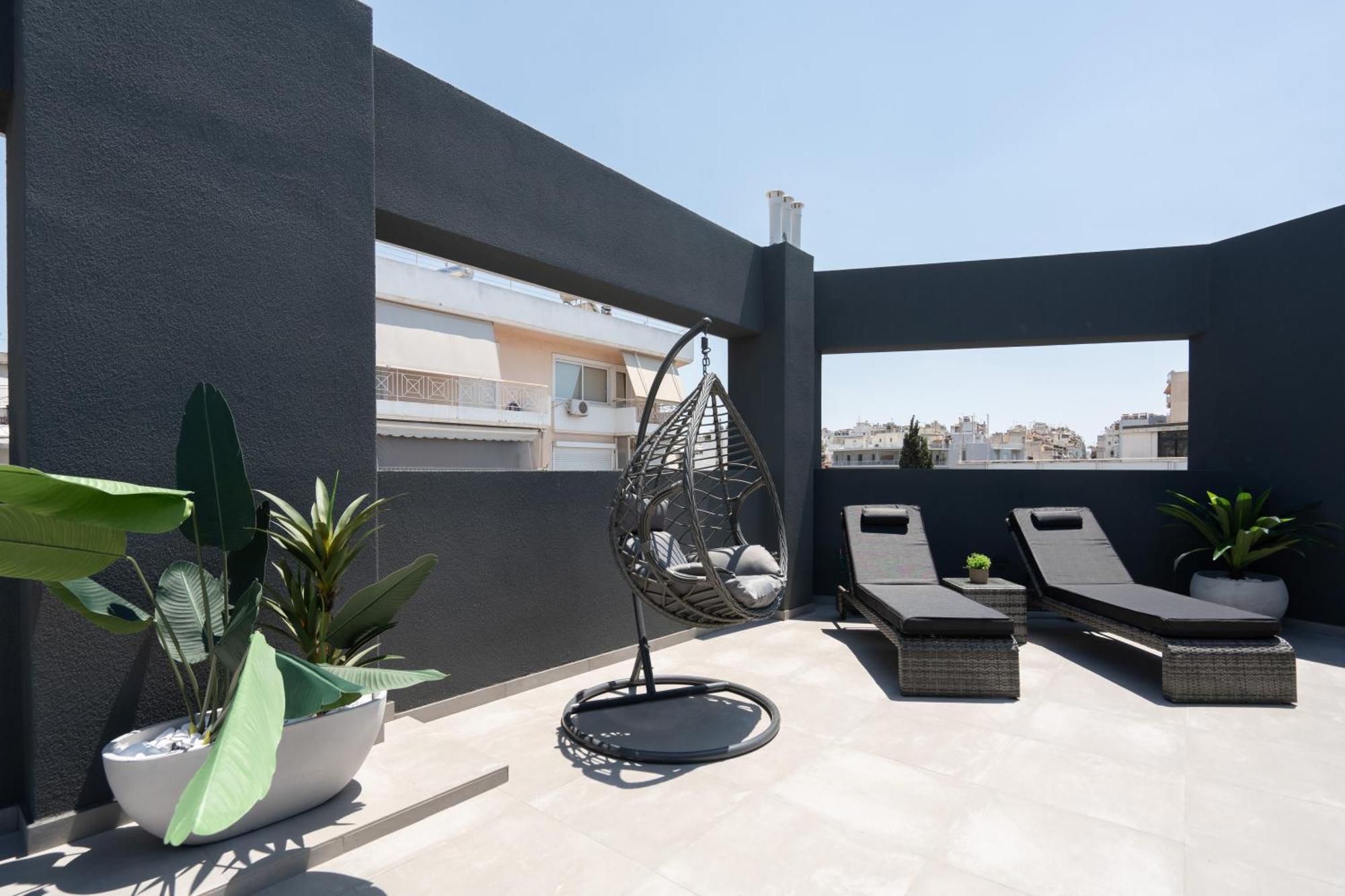 Kosmos Luxury Residences *