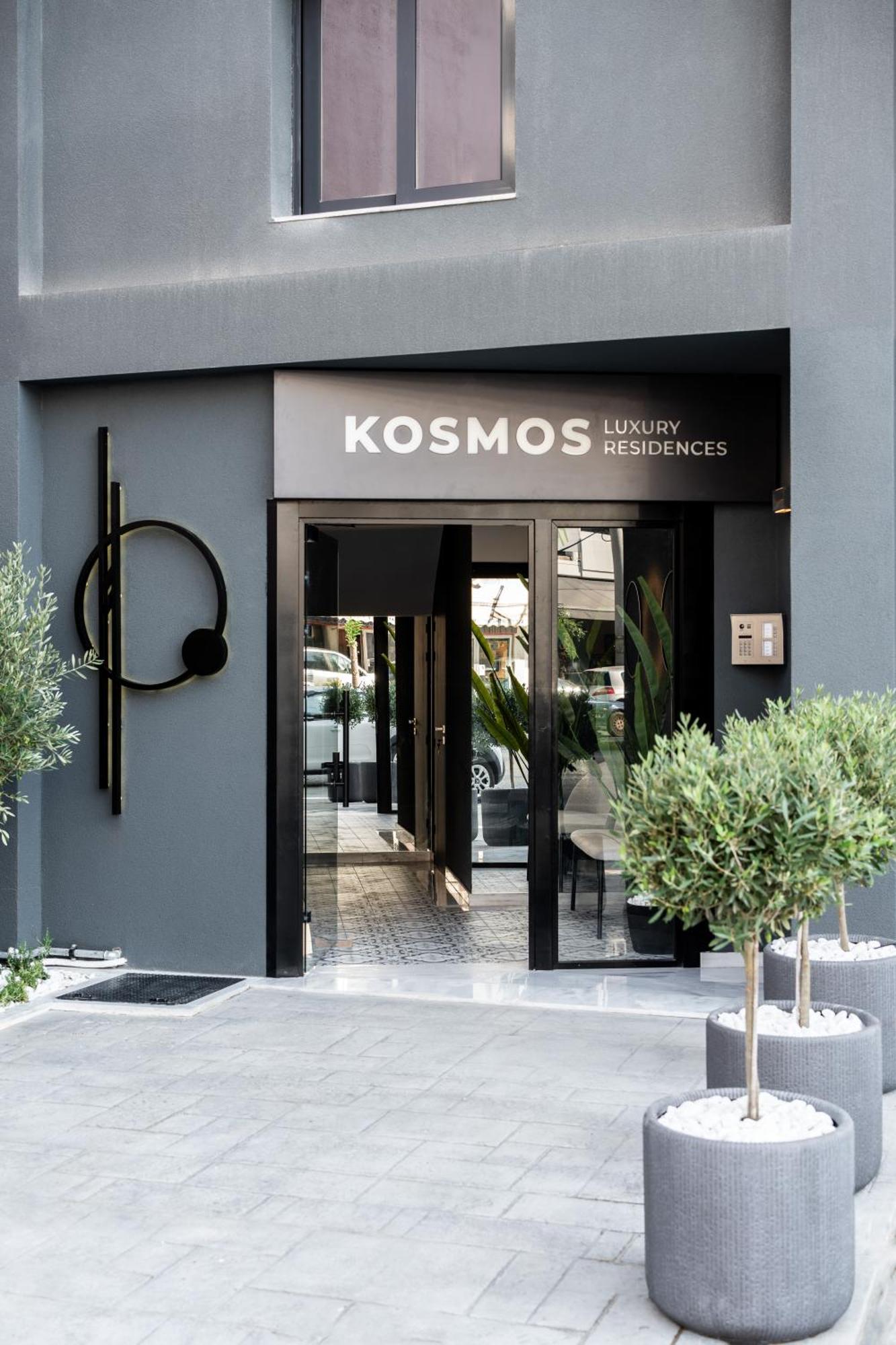 Kosmos Luxury Residences Apartment *